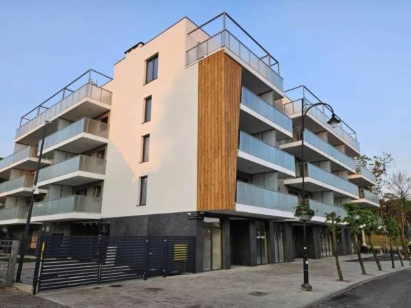 מיצ'יצ'ניו Apartament Z Widokiem Na Morze I Port מראה חיצוני תמונה